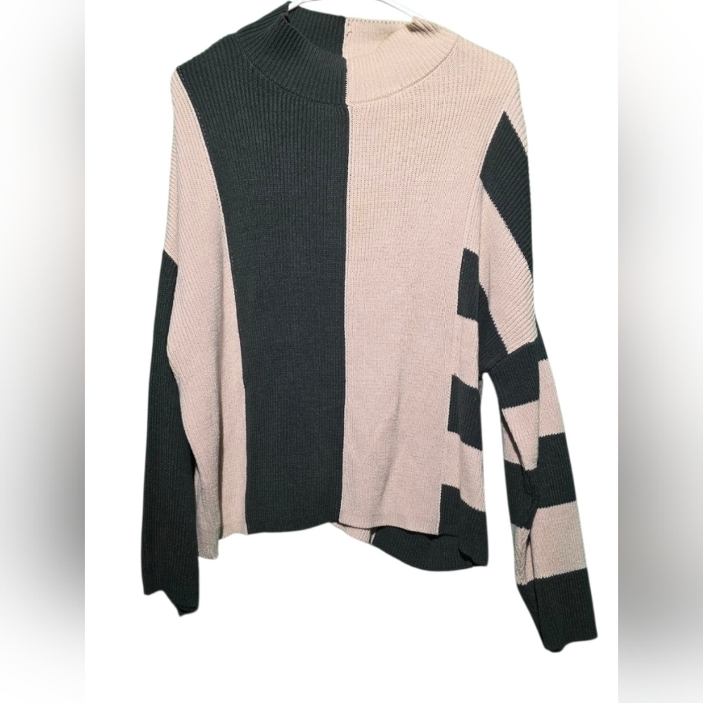 Blu Pepper Green and Cream Colorblock Sweater Size Large PTP 26 - Picture 2 of 5